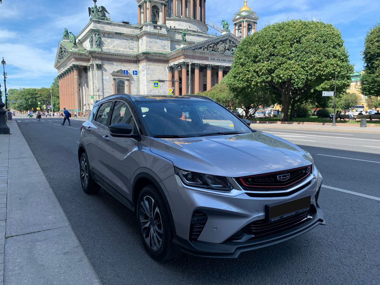 Аренда и прокат автомобиля Geely Coolray без водителя в Санкт-Петербурге ( СПб)