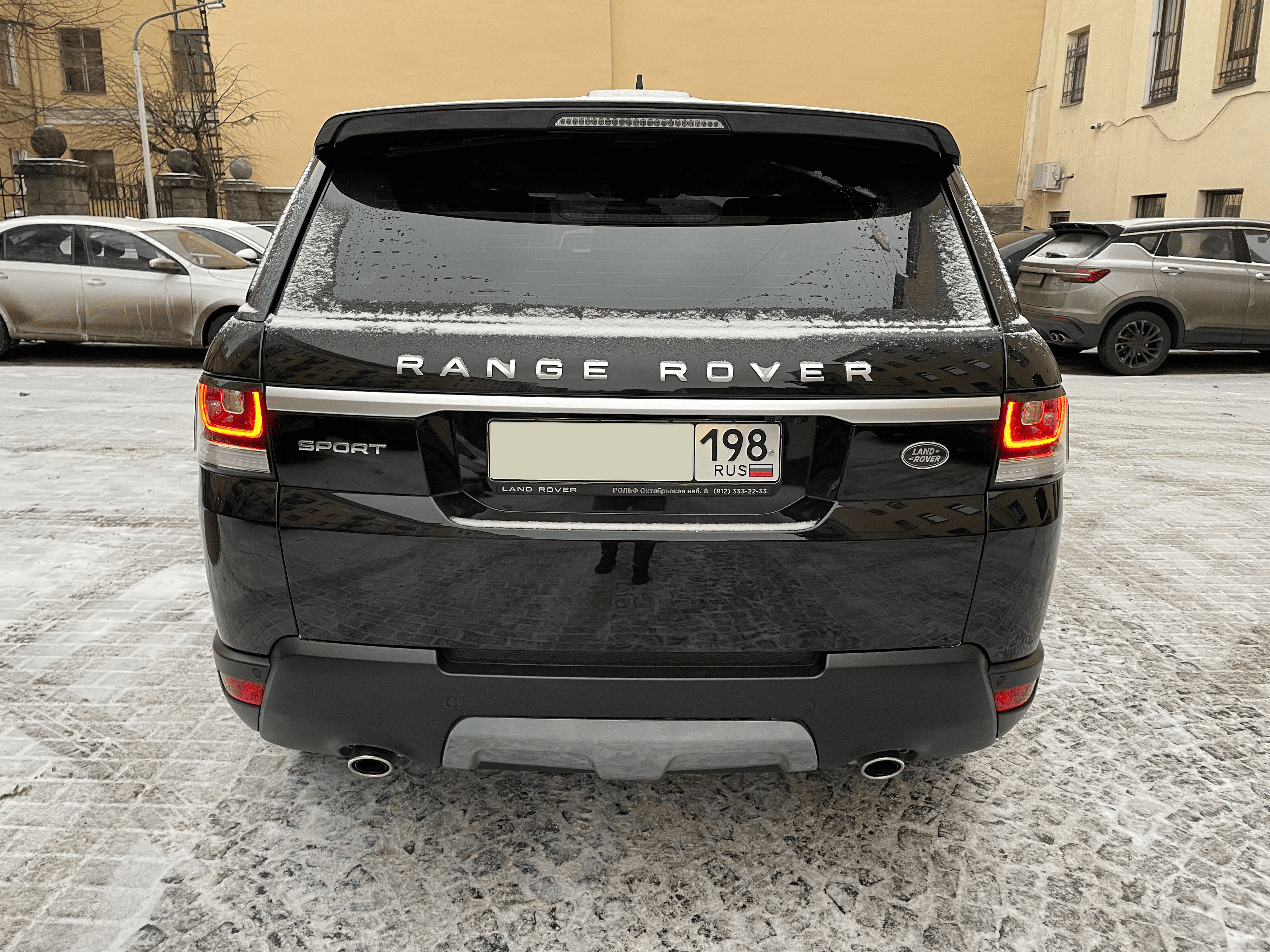 Аренда и прокат автомобиля Range Rover Sport без водителя в Санкт-Петербурге  (СПб)